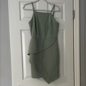 NWT Elliatt Affogato Dress in Sage Green